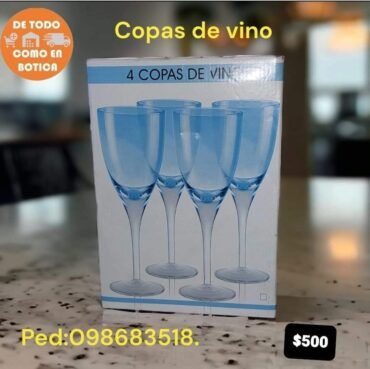 Copas de vino (celeste)